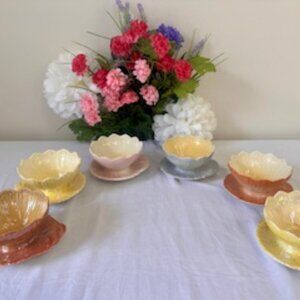 Royal Winton Vintage Lustreware Flower Bowl Set – Iridescent Pastel Petal Dishes